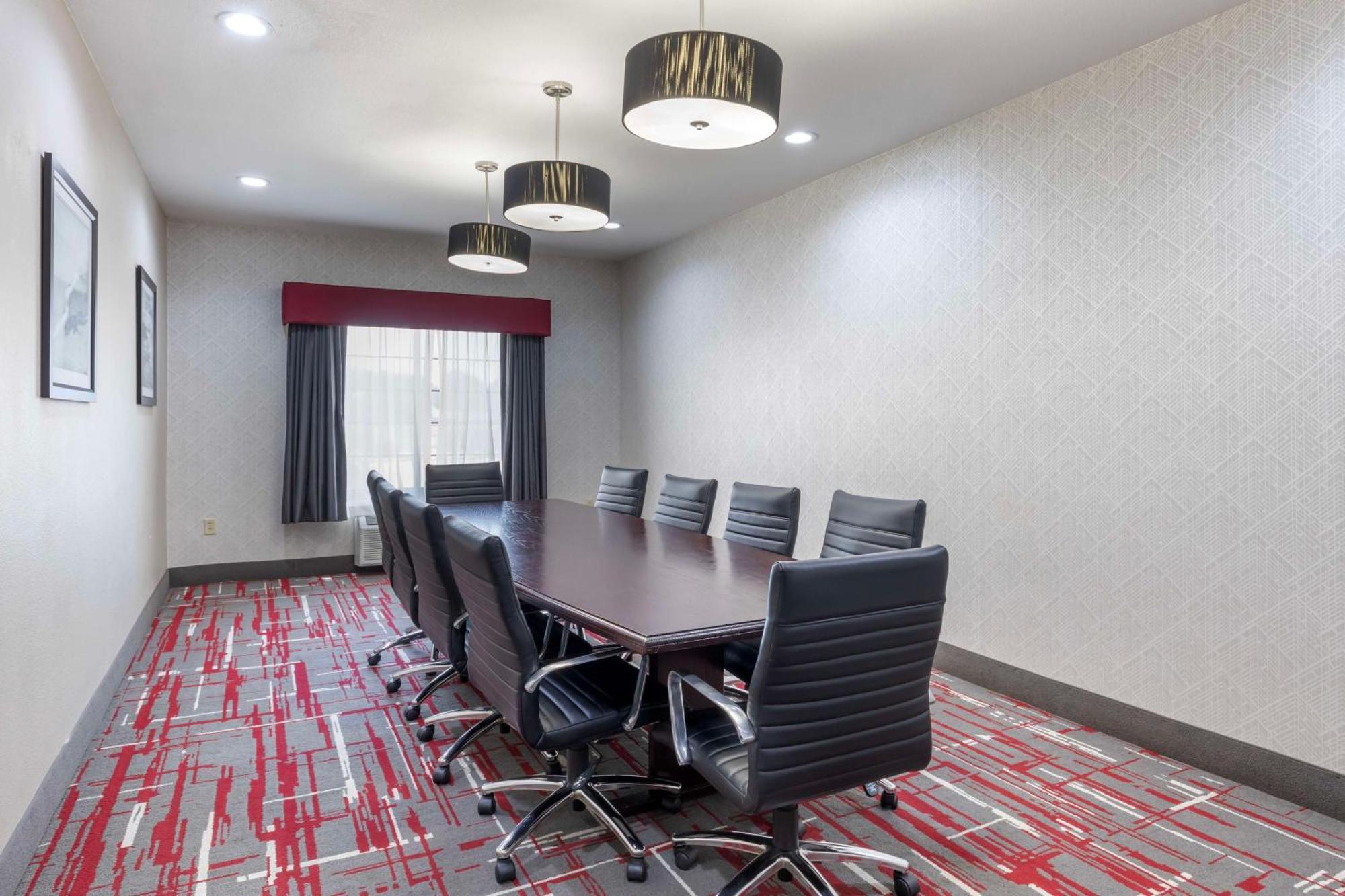 Best Western Plus Mansfield Inn And Suites Bagian luar foto