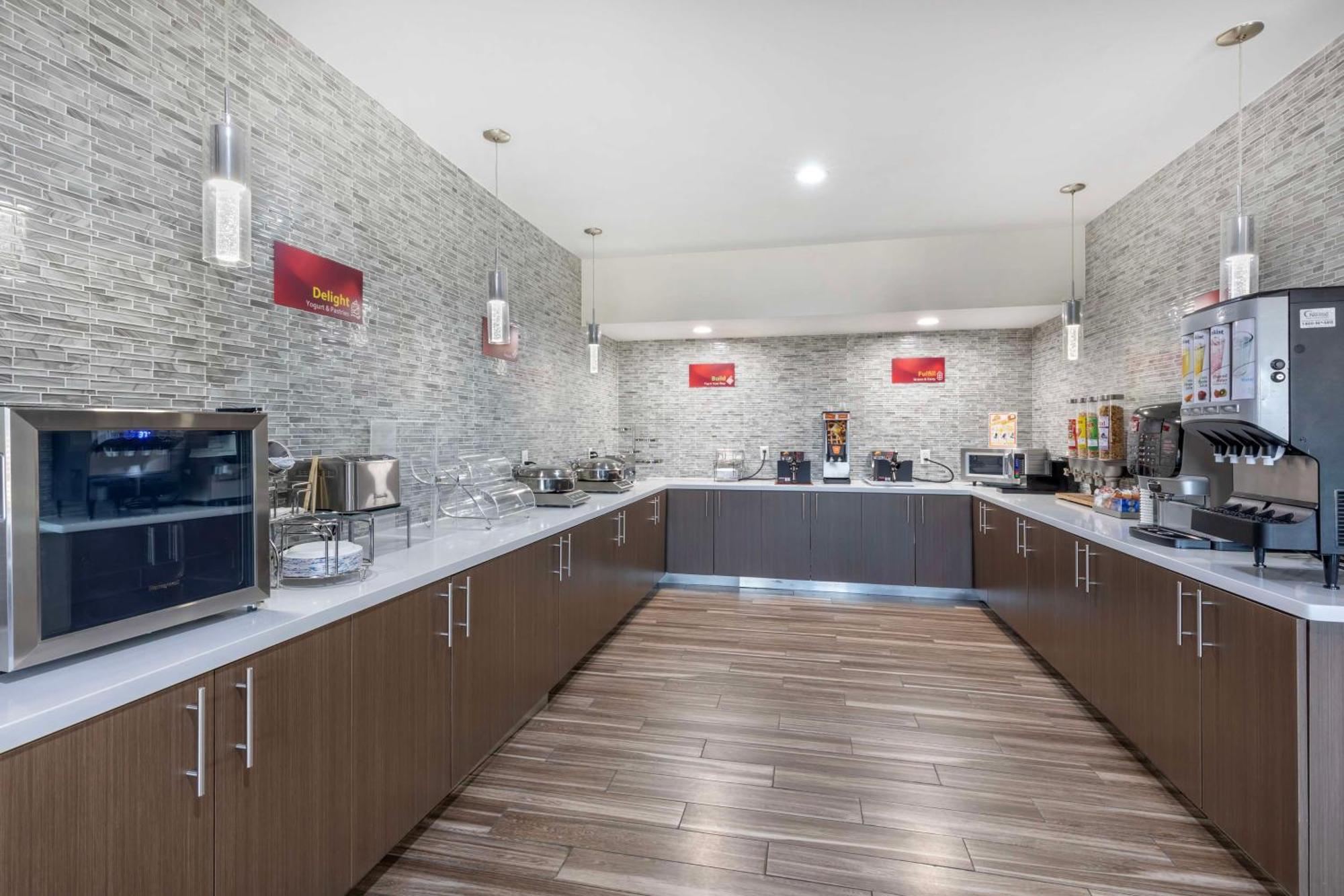 Best Western Plus Mansfield Inn And Suites Bagian luar foto